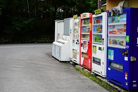 大塚の自販機設置は無料で承ります。